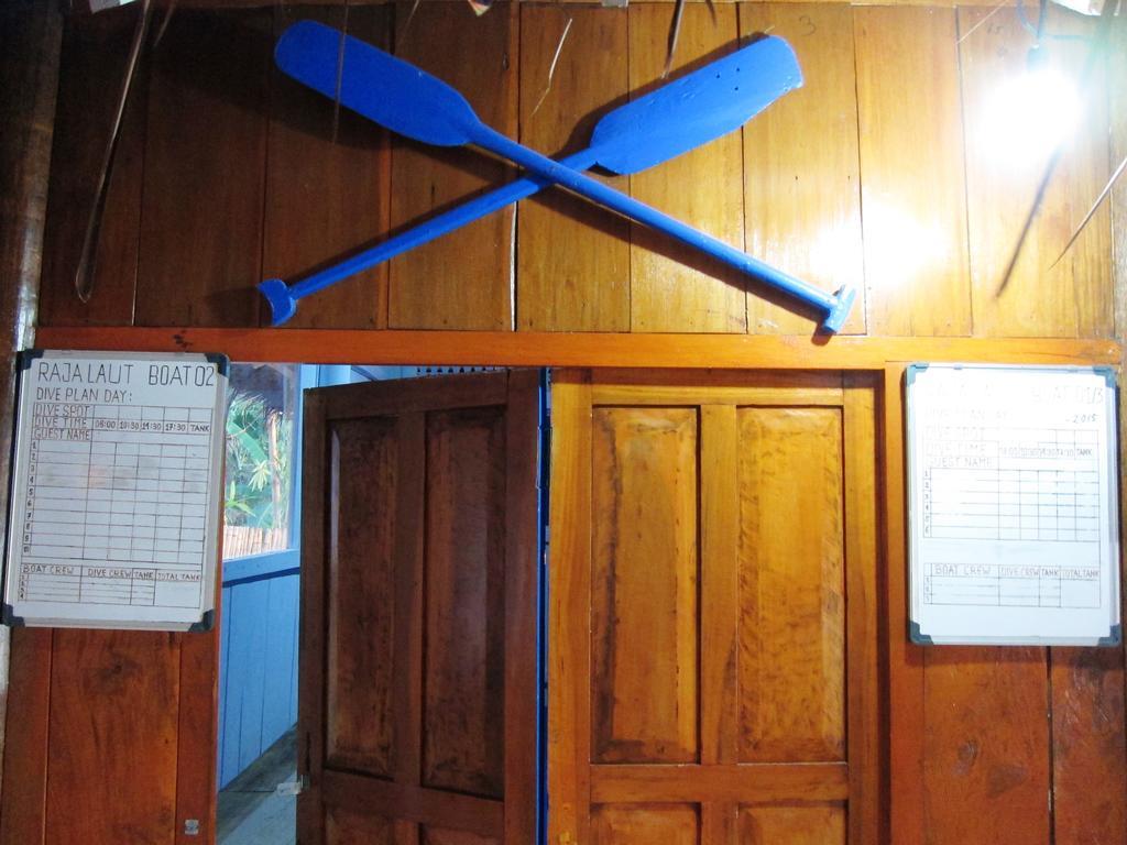Raja Laut Dive Resort Бунакен Екстериор снимка