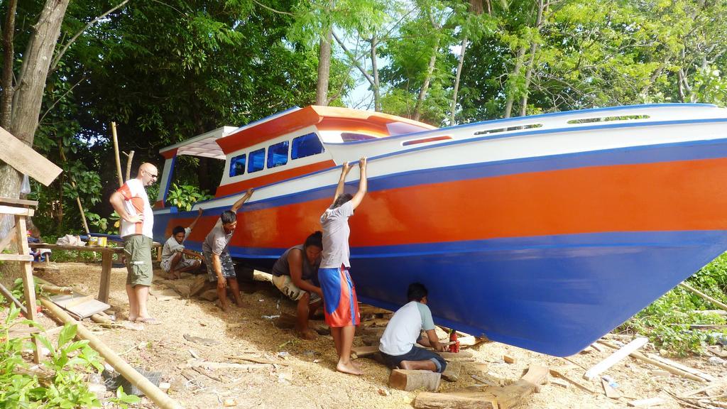 Raja Laut Dive Resort Бунакен Екстериор снимка