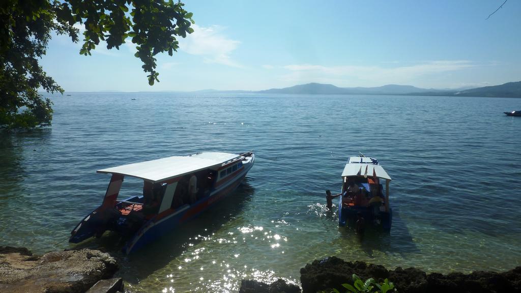 Raja Laut Dive Resort Бунакен Екстериор снимка
