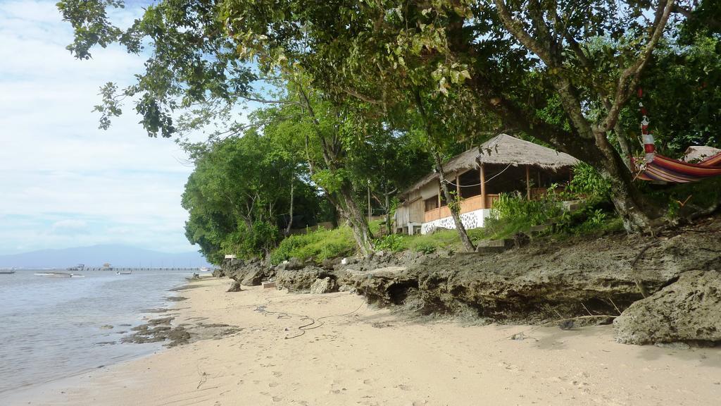 Raja Laut Dive Resort Бунакен Екстериор снимка