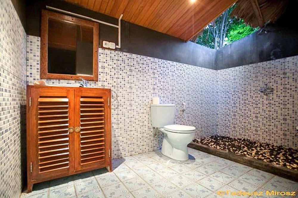 Raja Laut Dive Resort Бунакен Екстериор снимка