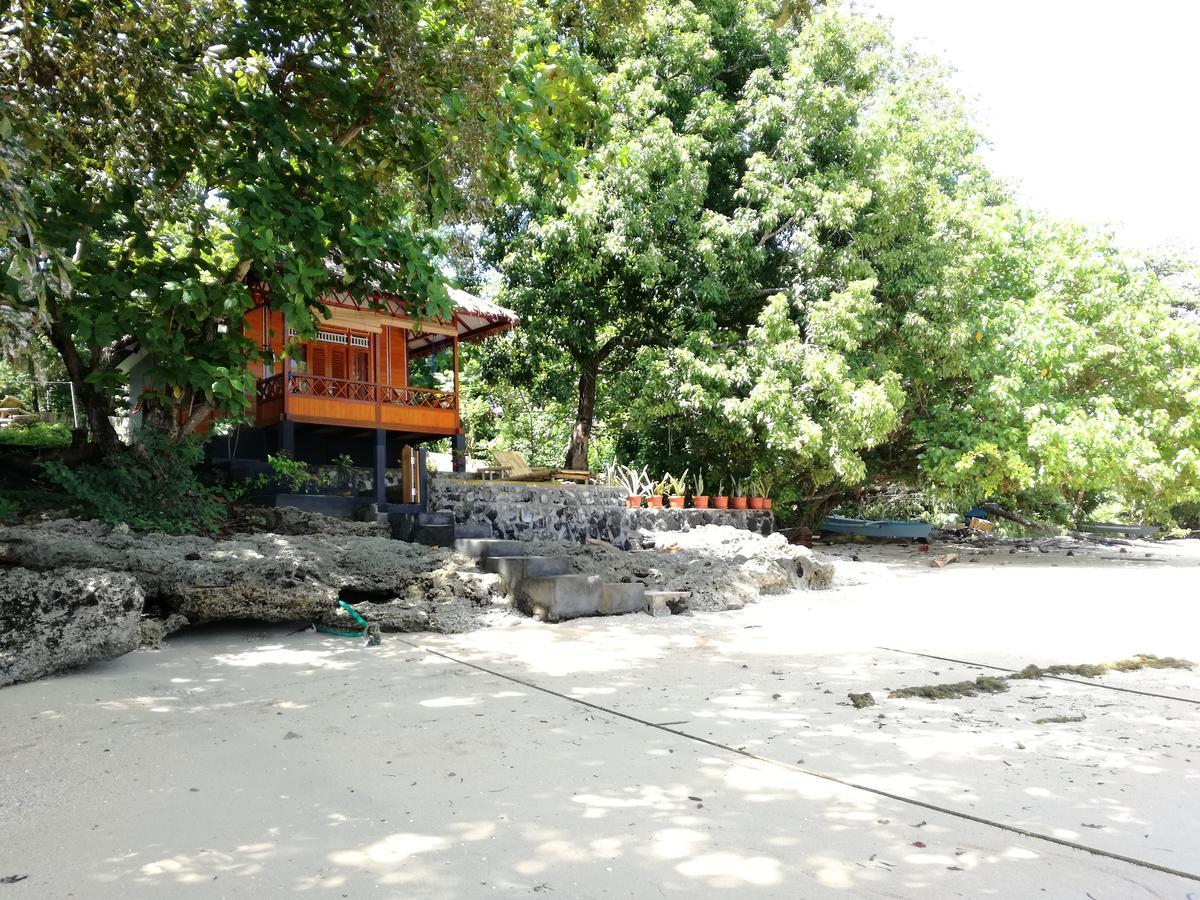 Raja Laut Dive Resort Бунакен Стая снимка